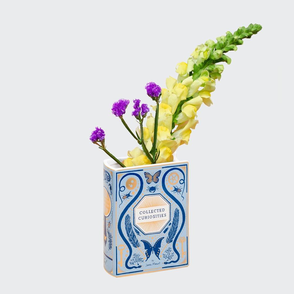 Bibliophile Vase 2