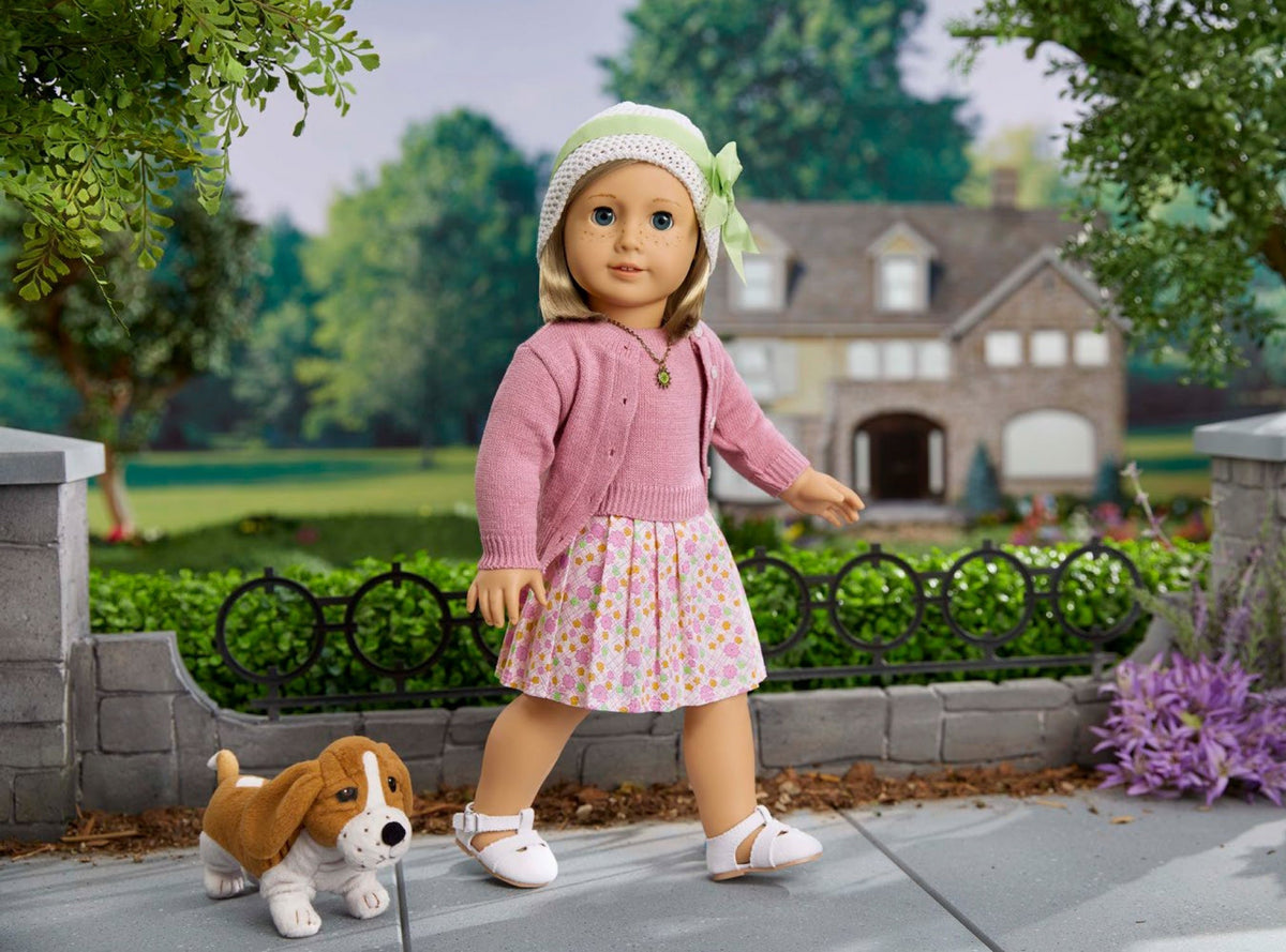 American Girl: 30 Postcards